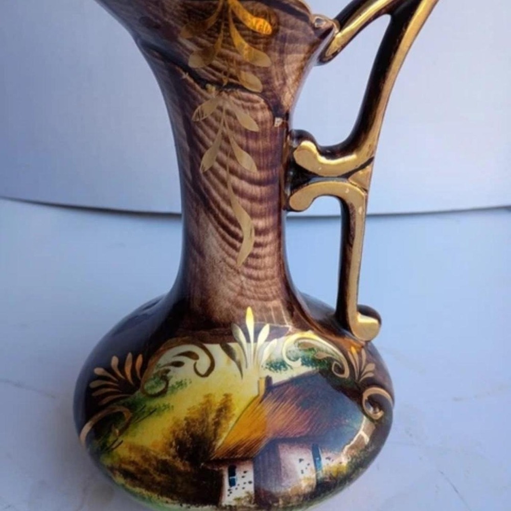 Beautiful‎ hand painted Art Nouveau style vase with gold leaf accents